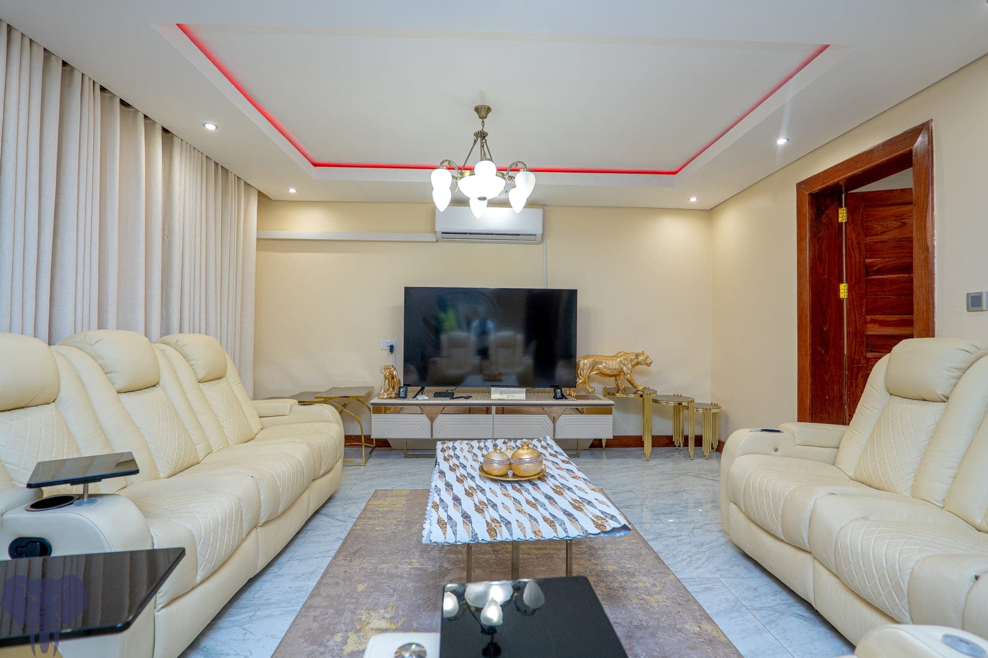 Elephant Executive Lodges 6