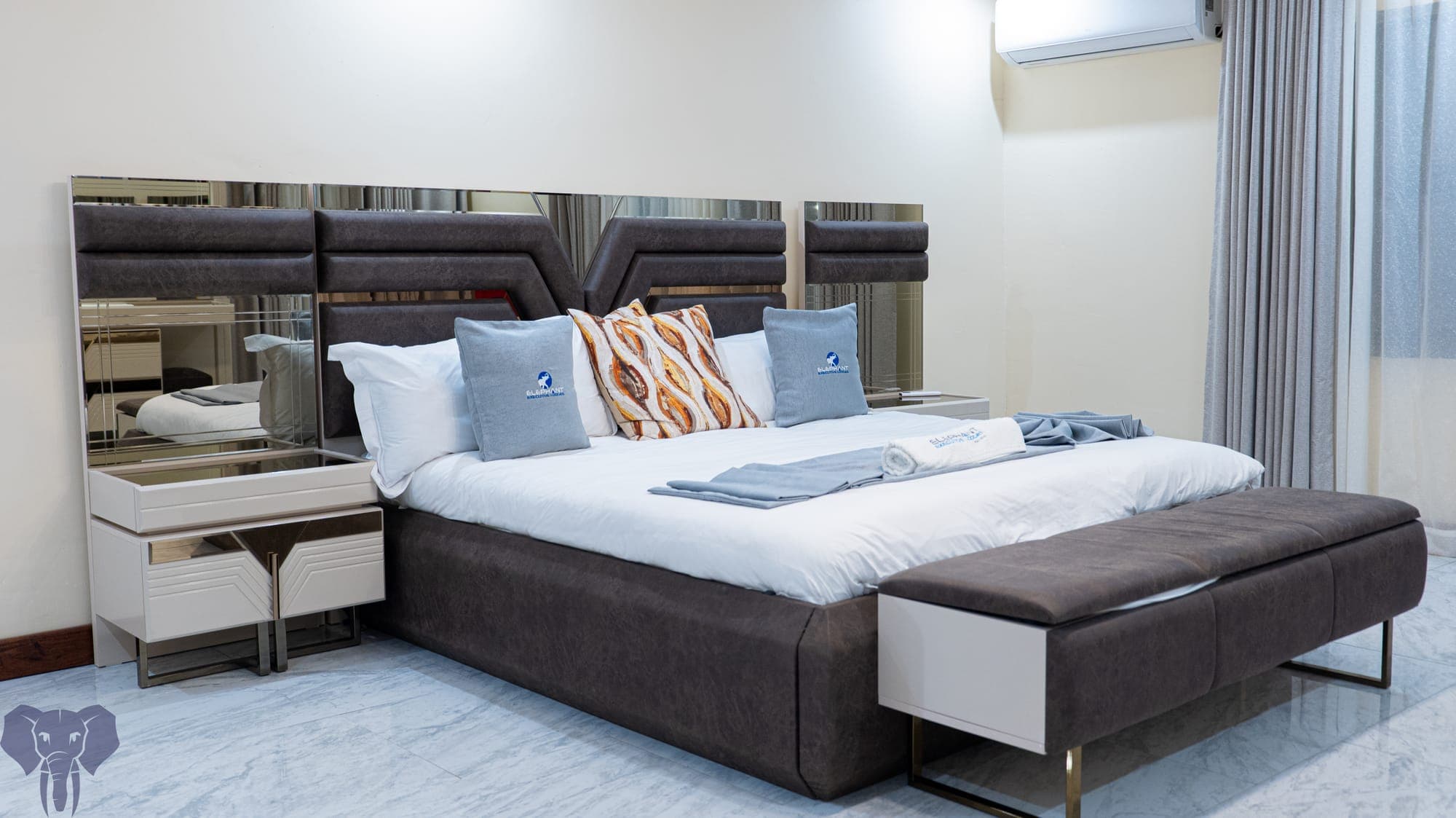 Elephant Executive Lodges 8